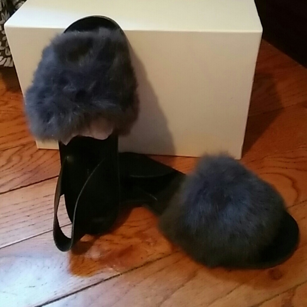 Italian Leather/Fur Sandal